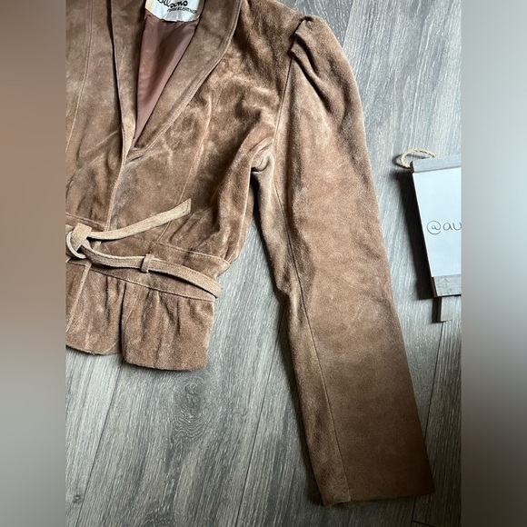 Vtg Wilsons leather suede puff sleeve peplum coat. 80s with a 40s vibe. Size 10 - Picture 3 of 14